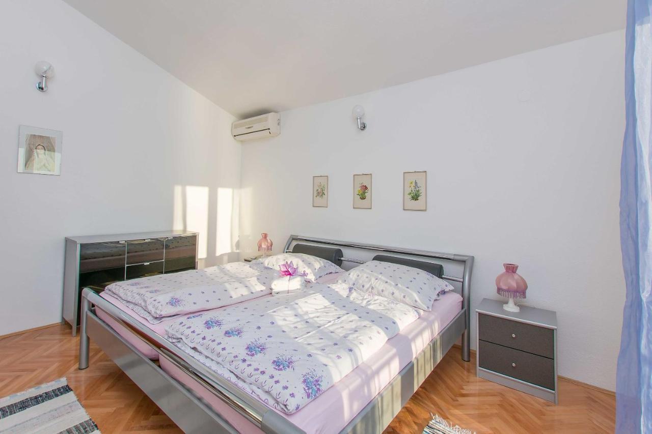 Apartments Ana Maria Pisak Exterior photo
